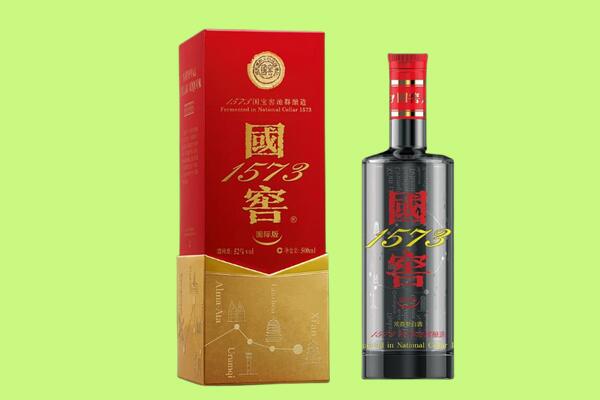 哈尔滨呼兰区回收国窖1573.jpg